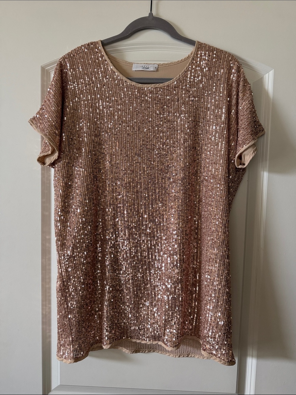 TALULAH Rose Gold Sequin Short-Sleeve Tee